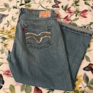 Capri levi’s jeans